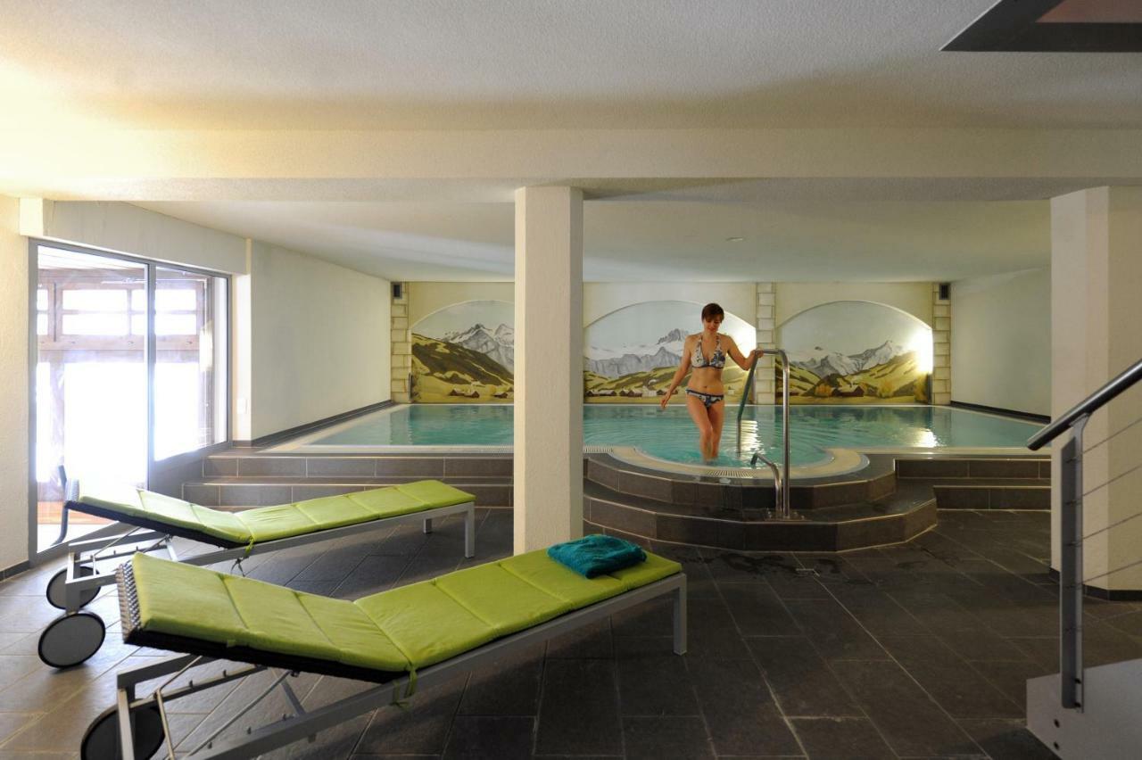 Hotel Krone Budget Lenk Luaran gambar